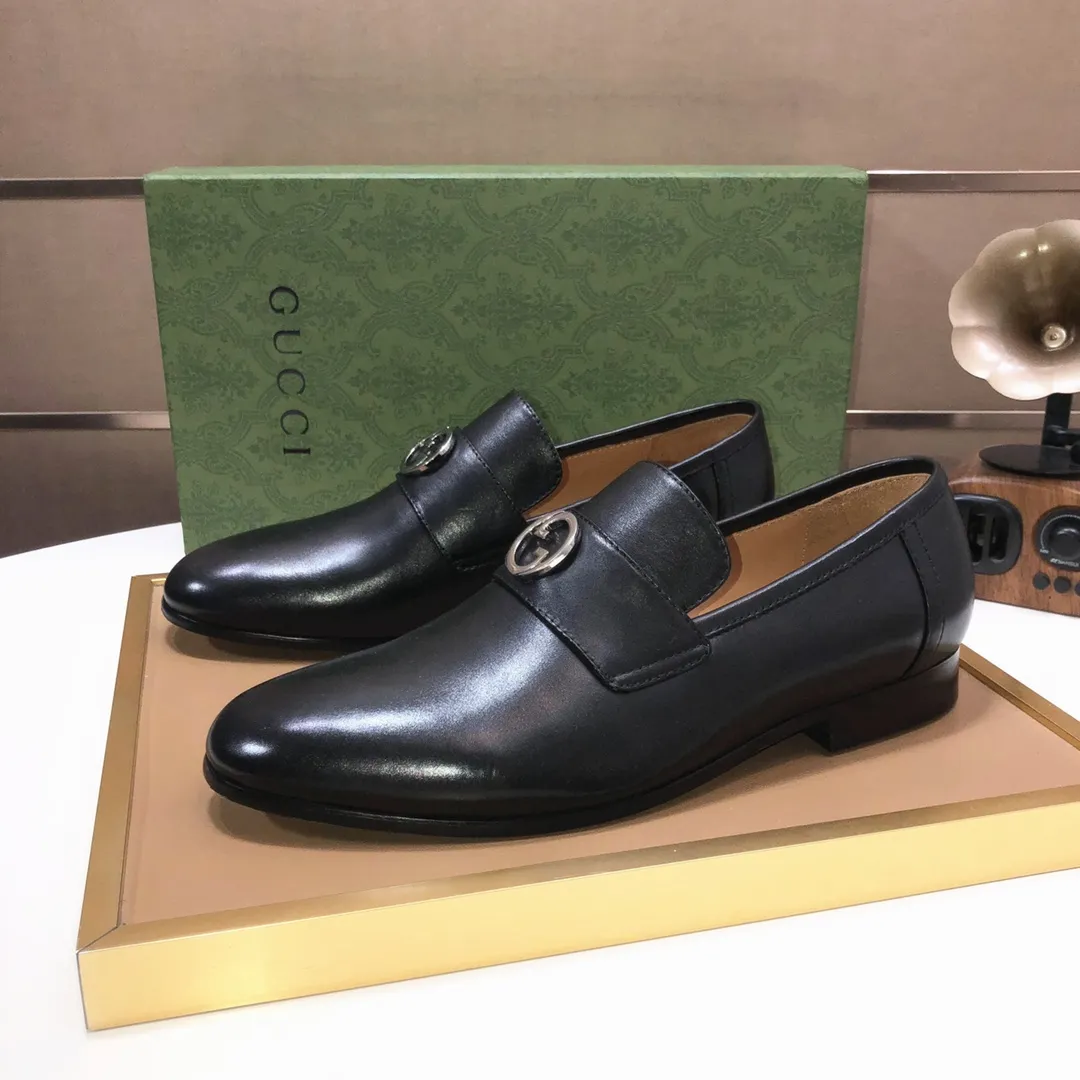 Men's shoes 💰580💰[GUCCI—Gucci] The latest high-end version of Gucci. Official website new model. Available at the same time at counters, the uppers are made of original cowhide imported from Italy/matched with the original special material splicing design concept; "highlight, high-end, grade, extravagance" and exquisite workmanship (original mesh fabric) sole: original factory special outsole size (38-45) (custom-made 45 non-returnable)